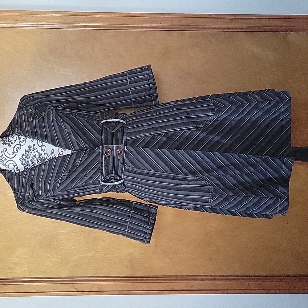 Burning Torch Small Stripe Trench Coat